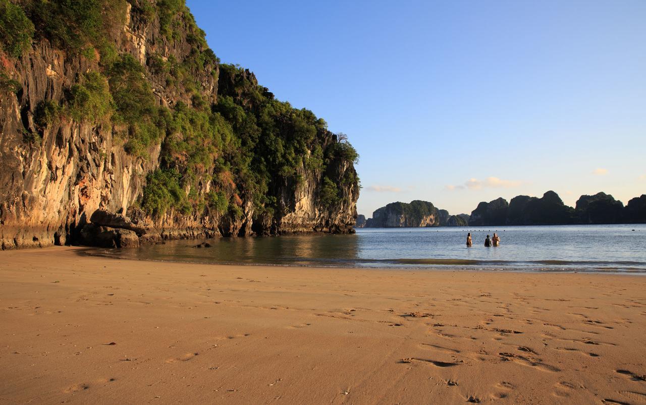 La Regina Royal Cruise Hotel Ha Long Exterior photo