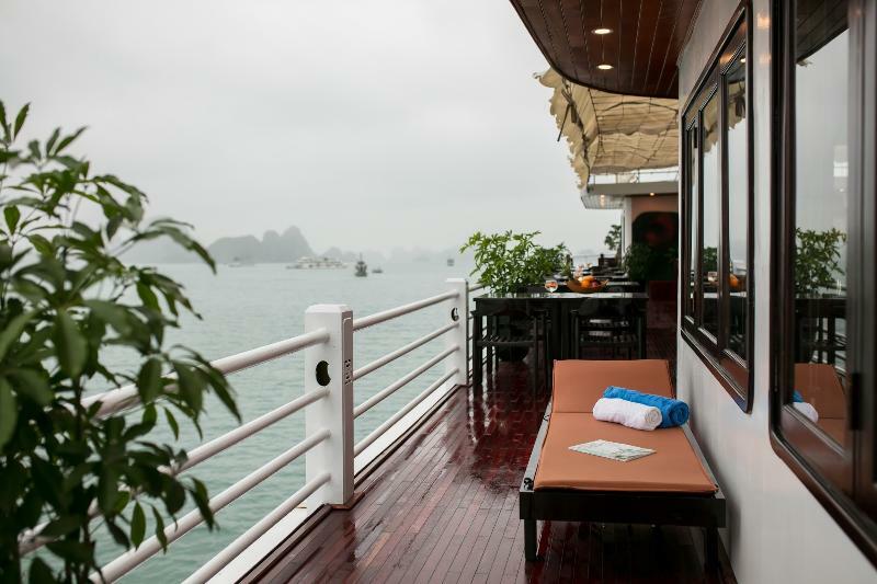 La Regina Royal Cruise Hotel Ha Long Exterior photo